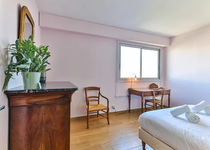 Les Salines - - Gare Des Sables *